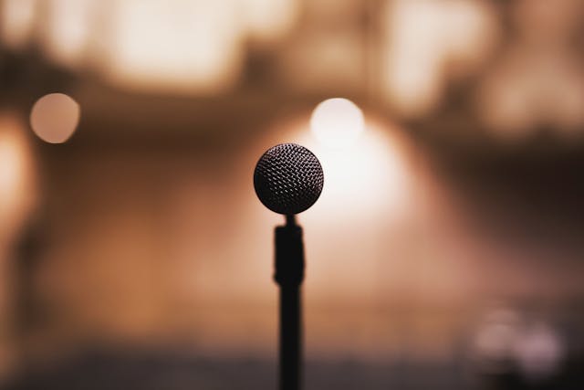张弛声音变现怎么退费？